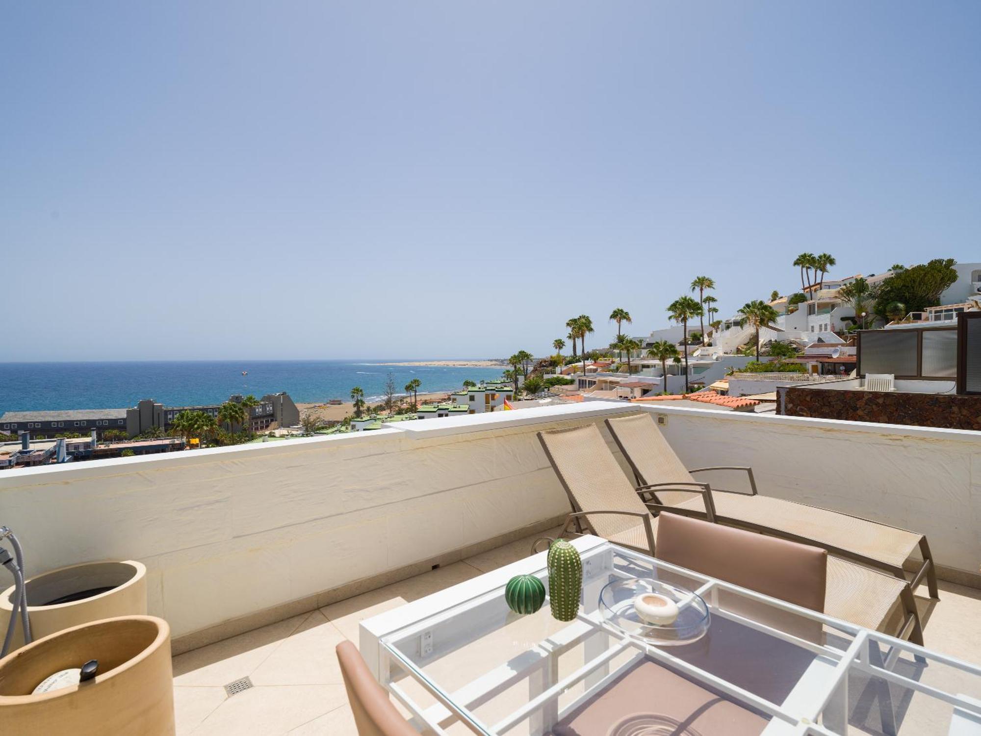 My Sea View Holiday Apartment มาสปาโลมาส ภายนอก รูปภาพ